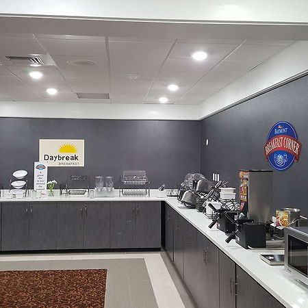 Baymont By Wyndham Grand Rapids Near Downtown Hotel Wyoming Bagian luar foto